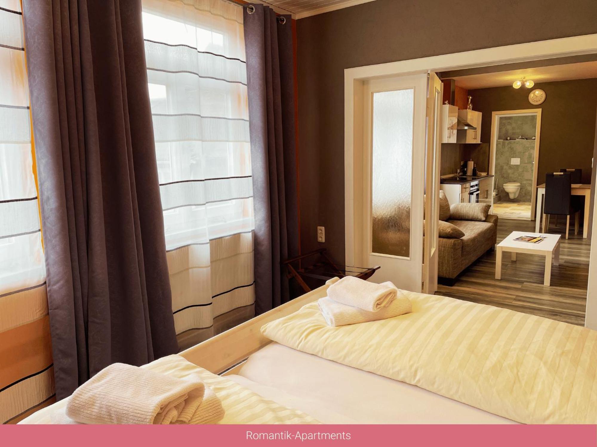 Trattoria & Apartments - Casa Da Enzo กอสลาร์ ห้อง รูปภาพ